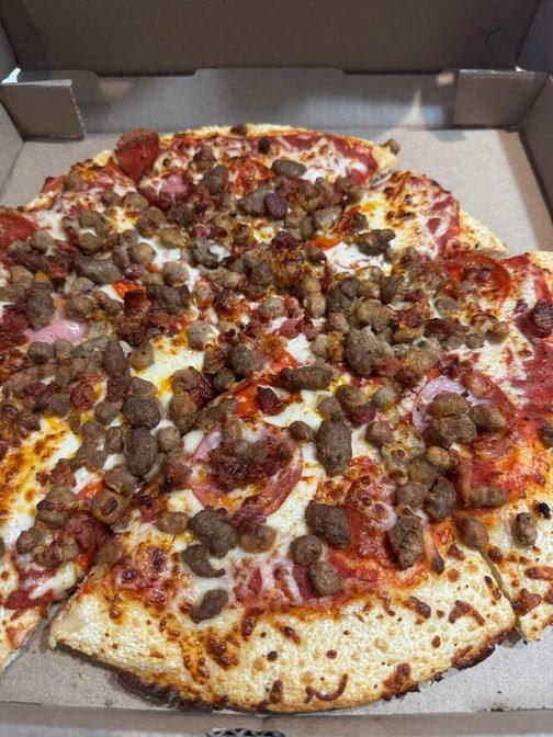 Luigi's Pizza